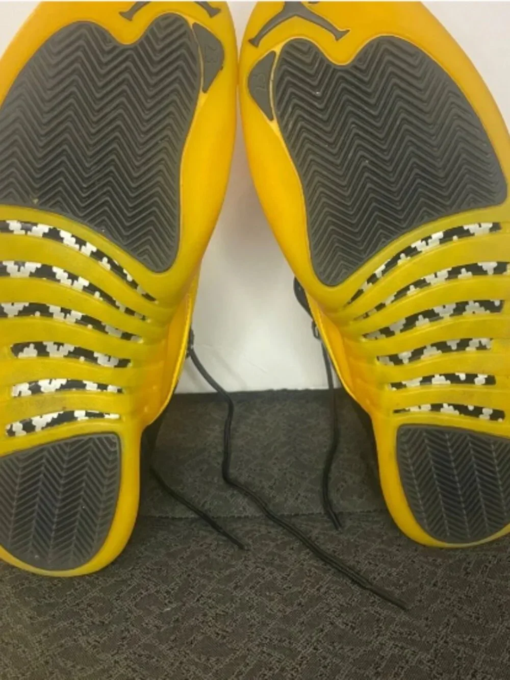 Air Jordan 12 Black University Gold